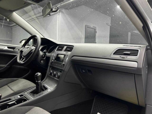 Сірий Фольксваген Гольф, об'ємом двигуна 1.6 л та пробігом 196 тис. км за 8900 $, фото 14 на Automoto.ua