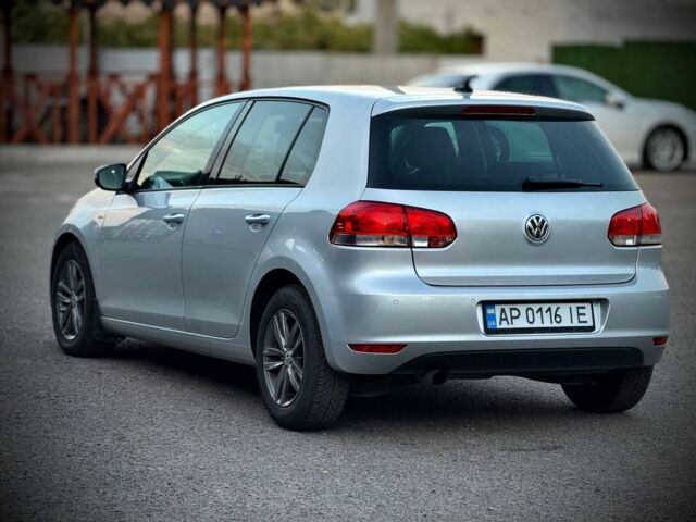 Серый Фольксваген Гольф, объемом двигателя 1.6 л и пробегом 300 тыс. км за 6600 $, фото 5 на Automoto.ua