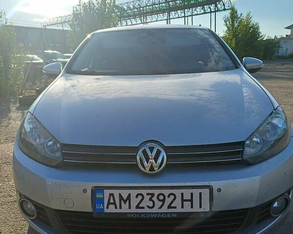 Сірий Фольксваген Гольф, об'ємом двигуна 1.6 л та пробігом 296 тис. км за 8800 $, фото 3 на Automoto.ua