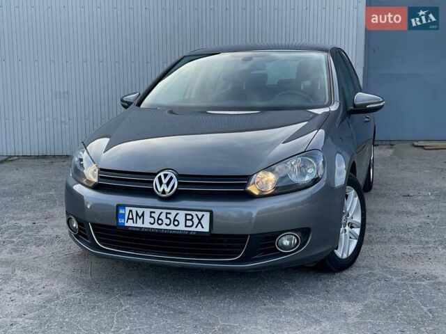 Серый Фольксваген Гольф, объемом двигателя 1.6 л и пробегом 260 тыс. км за 9400 $, фото 3 на Automoto.ua