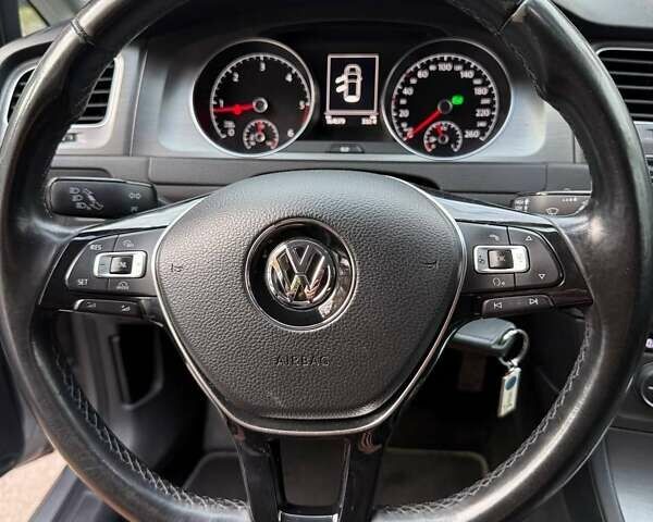 Серый Фольксваген Гольф, объемом двигателя 1.6 л и пробегом 164 тыс. км за 11400 $, фото 8 на Automoto.ua