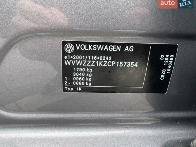 Сірий Фольксваген Гольф, об'ємом двигуна 1.2 л та пробігом 250 тис. км за 9300 $, фото 66 на Automoto.ua