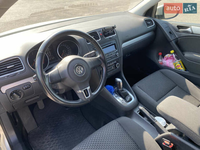 Серый Фольксваген Гольф, объемом двигателя 1.6 л и пробегом 137 тыс. км за 9999 $, фото 8 на Automoto.ua