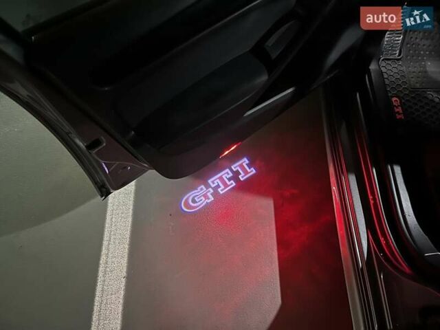 Серый Фольксваген Гольф, объемом двигателя 1.39 л и пробегом 271 тыс. км за 9500 $, фото 38 на Automoto.ua