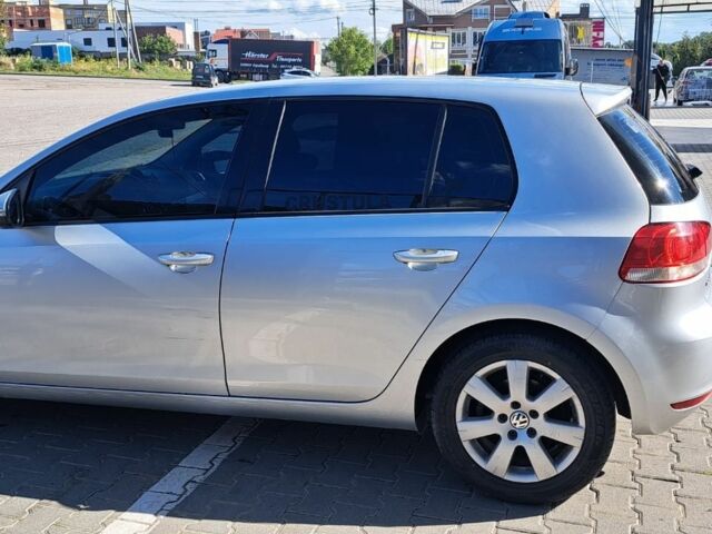 Серый Фольксваген Гольф, объемом двигателя 1.6 л и пробегом 290 тыс. км за 7607 $, фото 1 на Automoto.ua