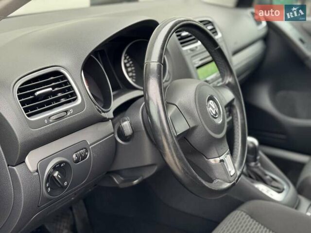 Серый Фольксваген Гольф, объемом двигателя 1.39 л и пробегом 205 тыс. км за 8600 $, фото 32 на Automoto.ua