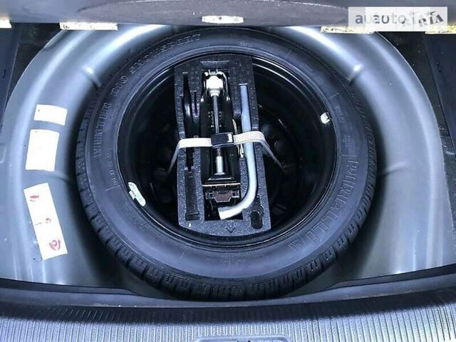 Серый Фольксваген Гольф, объемом двигателя 1.6 л и пробегом 300 тыс. км за 7499 $, фото 31 на Automoto.ua