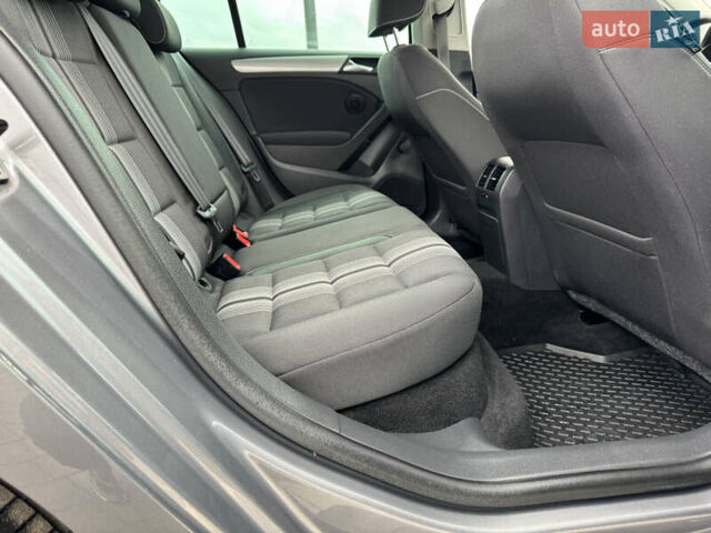 Сірий Фольксваген Гольф, об'ємом двигуна 1.2 л та пробігом 250 тис. км за 9300 $, фото 49 на Automoto.ua