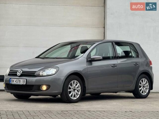 Серый Фольксваген Гольф, объемом двигателя 1.39 л и пробегом 205 тыс. км за 8600 $, фото 12 на Automoto.ua