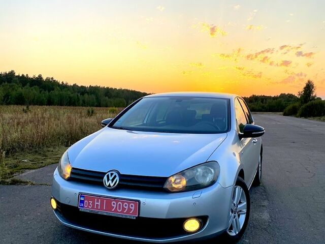 Серый Фольксваген Гольф, объемом двигателя 1.6 л и пробегом 286 тыс. км за 8500 $, фото 6 на Automoto.ua