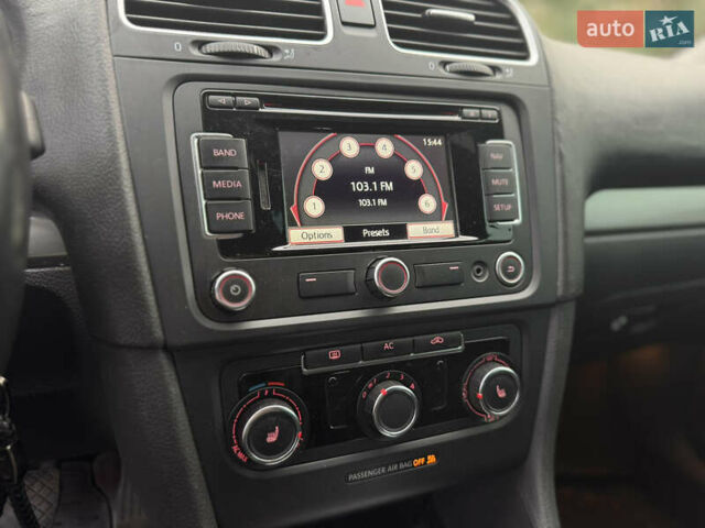 Сірий Фольксваген Гольф, об'ємом двигуна 2 л та пробігом 172 тис. км за 8990 $, фото 15 на Automoto.ua