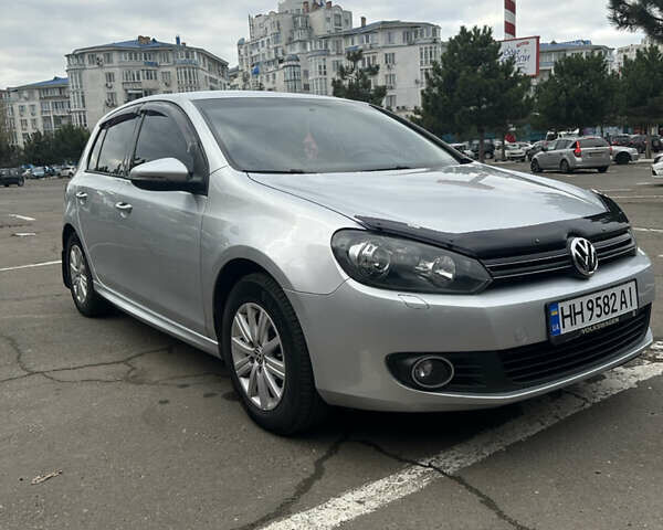 Серый Фольксваген Гольф, объемом двигателя 1.6 л и пробегом 187 тыс. км за 8888 $, фото 3 на Automoto.ua