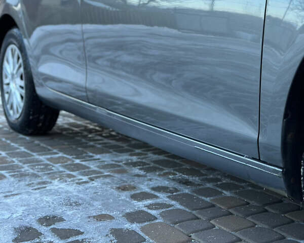 Сірий Фольксваген Гольф, об'ємом двигуна 1.39 л та пробігом 212 тис. км за 5499 $, фото 127 на Automoto.ua