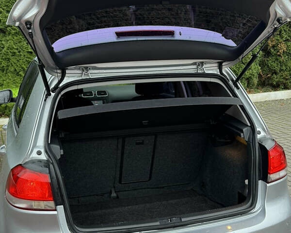 Серый Фольксваген Гольф, объемом двигателя 1.97 л и пробегом 176 тыс. км за 10200 $, фото 12 на Automoto.ua