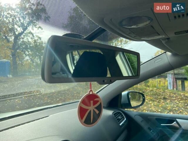 Серый Фольксваген Гольф, объемом двигателя 1.4 л и пробегом 169 тыс. км за 11000 $, фото 7 на Automoto.ua