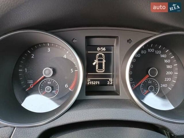 Серый Фольксваген Гольф, объемом двигателя 1.6 л и пробегом 215 тыс. км за 9999 $, фото 14 на Automoto.ua