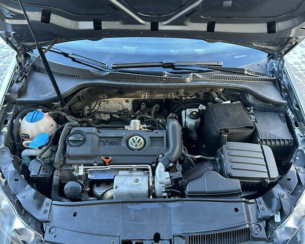 Сірий Фольксваген Гольф, об'ємом двигуна 1.39 л та пробігом 212 тис. км за 5499 $, фото 122 на Automoto.ua