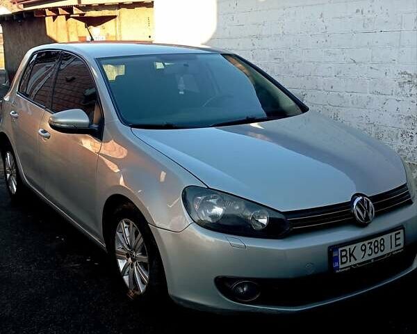 Серый Фольксваген Гольф, объемом двигателя 1.6 л и пробегом 209 тыс. км за 8000 $, фото 14 на Automoto.ua