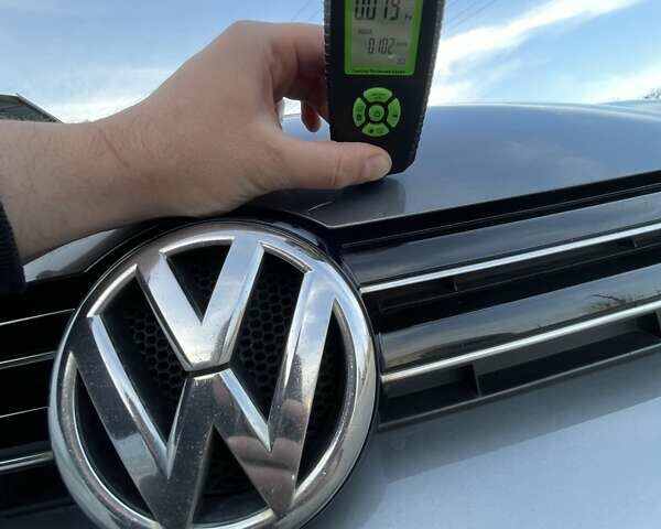 Серый Фольксваген Гольф, объемом двигателя 1.6 л и пробегом 260 тыс. км за 9400 $, фото 79 на Automoto.ua