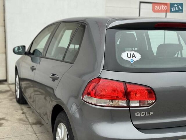 Серый Фольксваген Гольф, объемом двигателя 1.39 л и пробегом 205 тыс. км за 8600 $, фото 30 на Automoto.ua