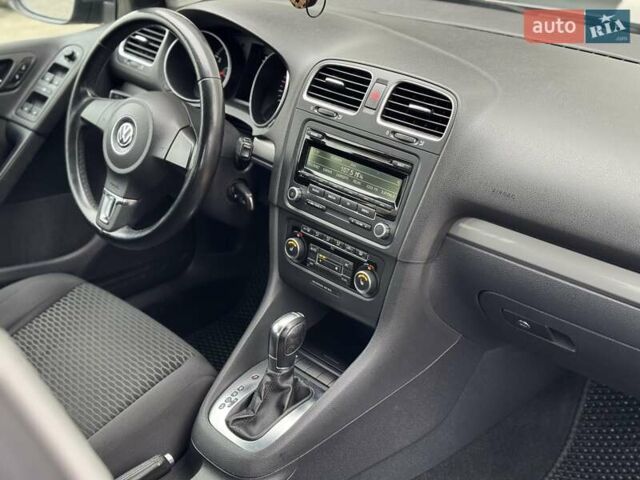 Серый Фольксваген Гольф, объемом двигателя 1.39 л и пробегом 205 тыс. км за 8600 $, фото 38 на Automoto.ua