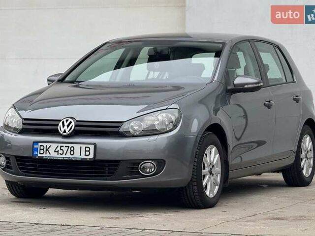 Серый Фольксваген Гольф, объемом двигателя 1.39 л и пробегом 205 тыс. км за 8600 $, фото 13 на Automoto.ua