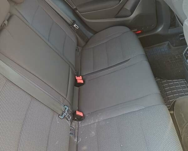 Сірий Фольксваген Гольф, об'ємом двигуна 1.6 л та пробігом 296 тис. км за 8800 $, фото 10 на Automoto.ua