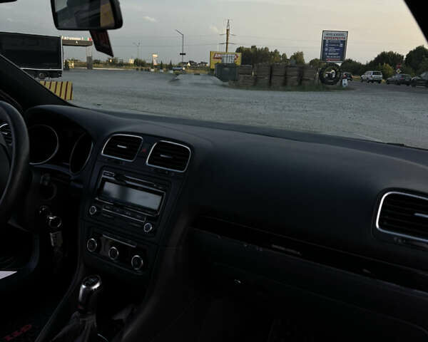 Сірий Фольксваген Гольф, об'ємом двигуна 1.98 л та пробігом 236 тис. км за 10999 $, фото 29 на Automoto.ua