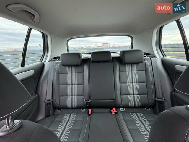 Сірий Фольксваген Гольф, об'ємом двигуна 1.2 л та пробігом 250 тис. км за 9300 $, фото 54 на Automoto.ua