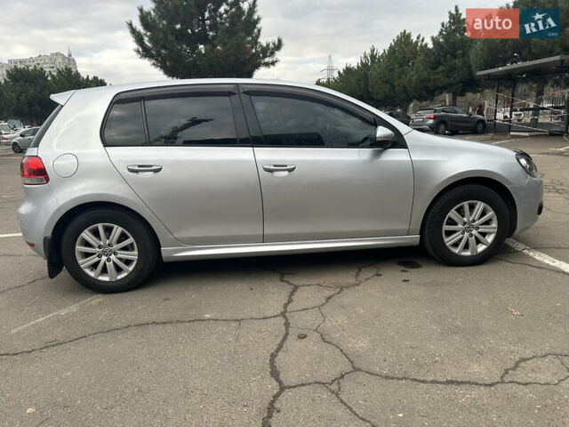 Серый Фольксваген Гольф, объемом двигателя 1.6 л и пробегом 187 тыс. км за 8888 $, фото 6 на Automoto.ua