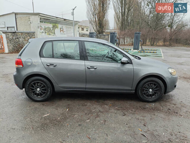 Сірий Фольксваген Гольф, об'ємом двигуна 1.2 л та пробігом 197 тис. км за 7500 $, фото 4 на Automoto.ua