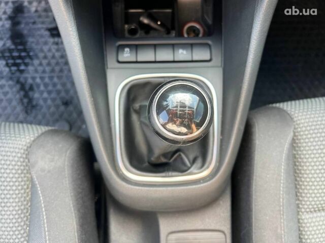 Серый Фольксваген Гольф, объемом двигателя 1.2 л и пробегом 237 тыс. км за 7190 $, фото 25 на Automoto.ua