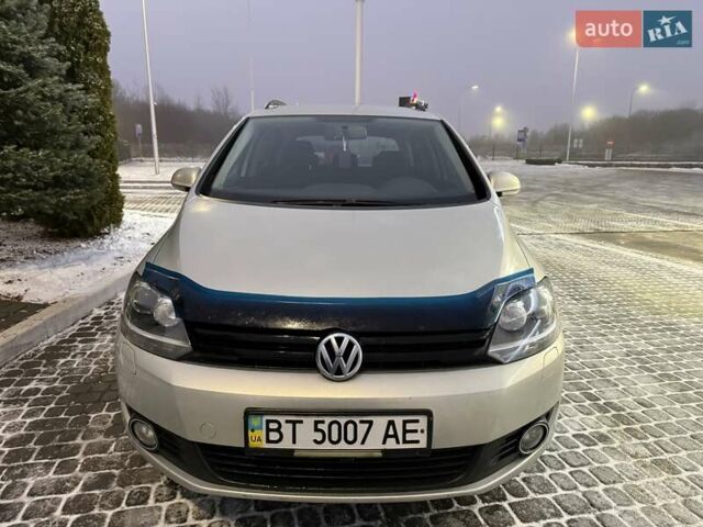 Серый Фольксваген Гольф, объемом двигателя 1.6 л и пробегом 160 тыс. км за 9500 $, фото 3 на Automoto.ua