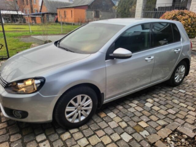 Серый Фольксваген Гольф, объемом двигателя 1.6 л и пробегом 210 тыс. км за 8400 $, фото 10 на Automoto.ua