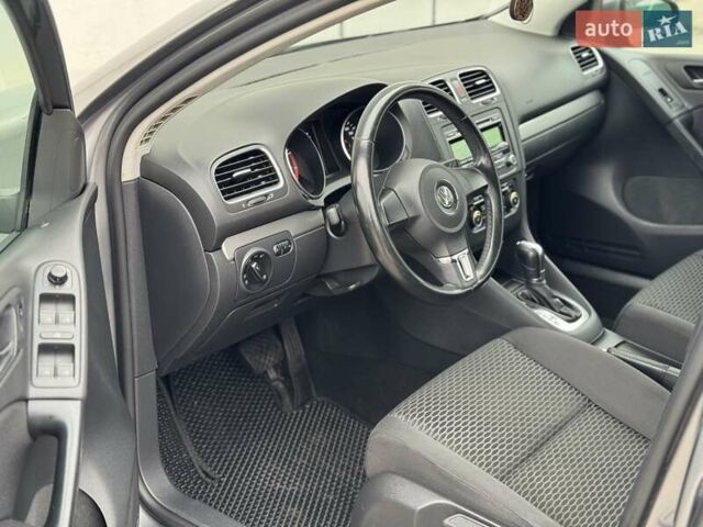 Серый Фольксваген Гольф, объемом двигателя 1.39 л и пробегом 205 тыс. км за 8600 $, фото 43 на Automoto.ua