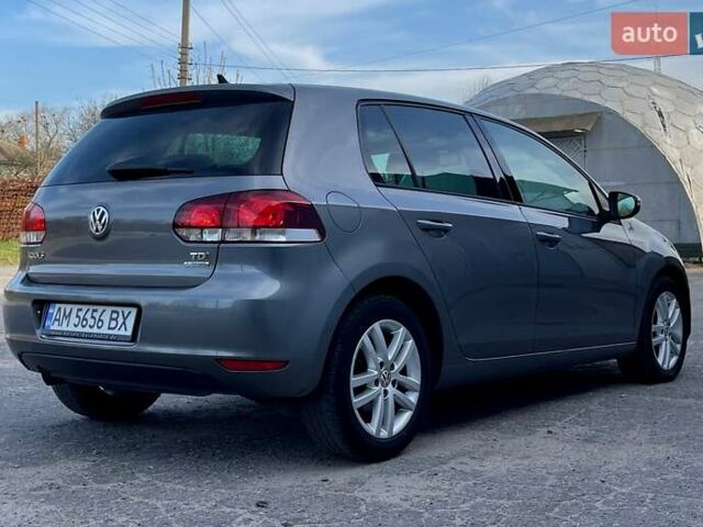 Серый Фольксваген Гольф, объемом двигателя 1.6 л и пробегом 260 тыс. км за 9400 $, фото 8 на Automoto.ua