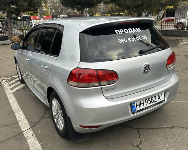 Серый Фольксваген Гольф, объемом двигателя 1.6 л и пробегом 187 тыс. км за 8888 $, фото 11 на Automoto.ua