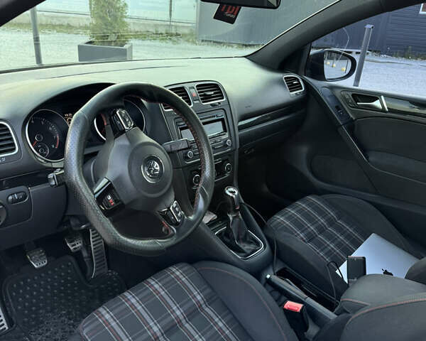 Сірий Фольксваген Гольф, об'ємом двигуна 1.98 л та пробігом 236 тис. км за 10999 $, фото 21 на Automoto.ua