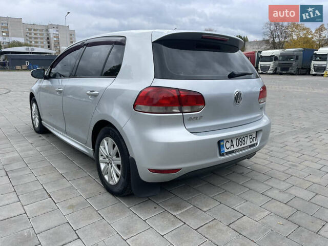 Фольксваген Гольф 2012 в Черкассах на Automoto.ua Серый Фольксваген Гольф, объемом двигателя 1.6 л и пробегом 187 тыс. км за 7999 $, фото 5 на Automoto.ua