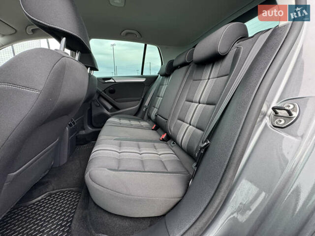 Сірий Фольксваген Гольф, об'ємом двигуна 1.2 л та пробігом 250 тис. км за 9300 $, фото 40 на Automoto.ua