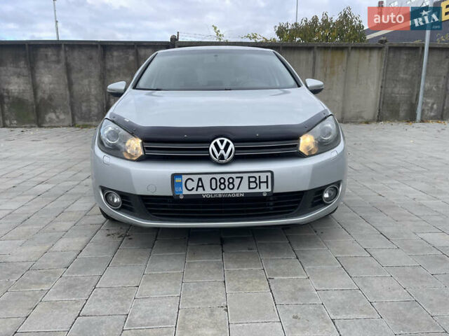 Фольксваген Гольф 2012 в Черкассах на Automoto.ua Серый Фольксваген Гольф, объемом двигателя 1.6 л и пробегом 187 тыс. км за 7999 $, фото 2 на Automoto.ua