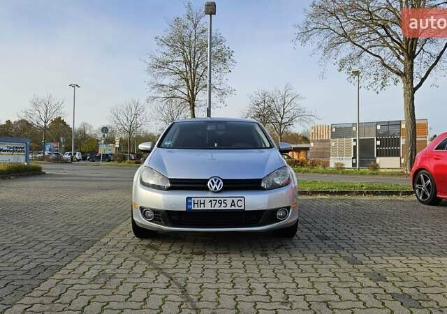Сірий Фольксваген Гольф, об'ємом двигуна 1.97 л та пробігом 190 тис. км за 8107 $, фото 5 на Automoto.ua