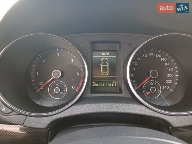 Сірий Фольксваген Гольф, об'ємом двигуна 1.6 л та пробігом 296 тис. км за 8800 $, фото 16 на Automoto.ua