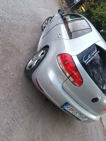 Серый Фольксваген Гольф, объемом двигателя 1.6 л и пробегом 354 тыс. км за 6000 $, фото 6 на Automoto.ua