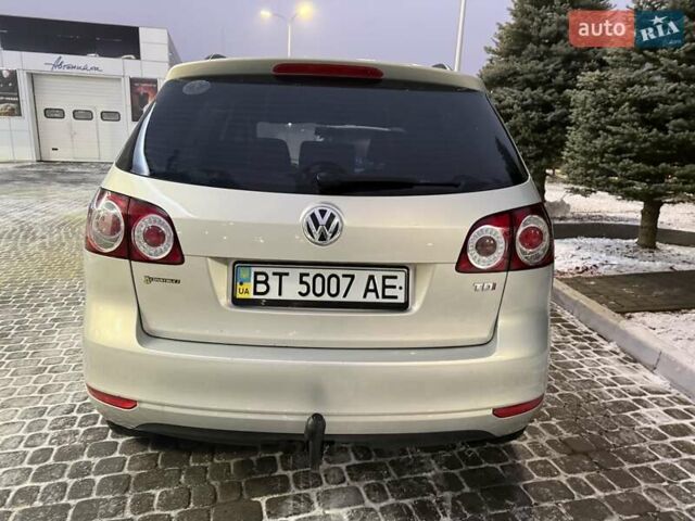 Серый Фольксваген Гольф, объемом двигателя 1.6 л и пробегом 160 тыс. км за 9500 $, фото 7 на Automoto.ua