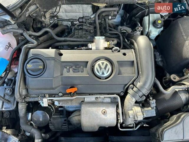Серый Фольксваген Гольф, объемом двигателя 1.39 л и пробегом 272 тыс. км за 8500 $, фото 24 на Automoto.ua