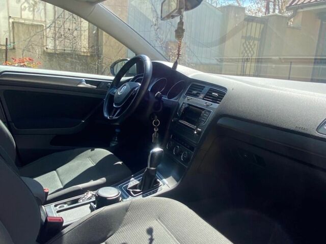 Серый Фольксваген Гольф, объемом двигателя 1.4 л и пробегом 78 тыс. км за 11000 $, фото 3 на Automoto.ua