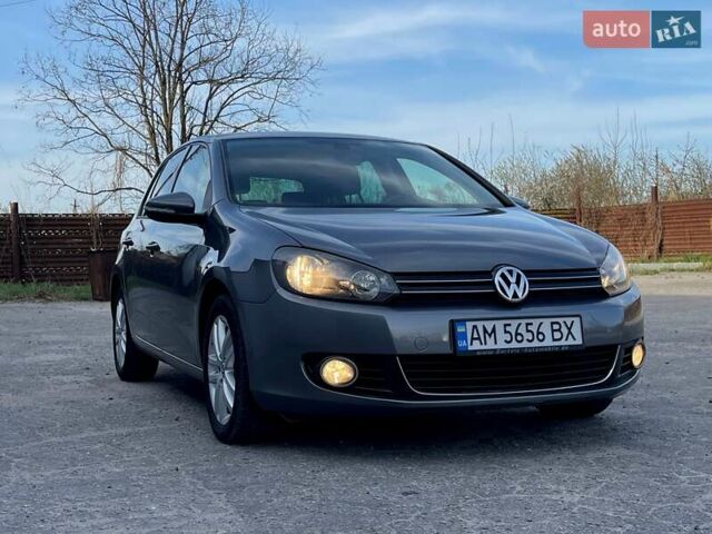 Серый Фольксваген Гольф, объемом двигателя 1.6 л и пробегом 260 тыс. км за 9400 $, фото 10 на Automoto.ua