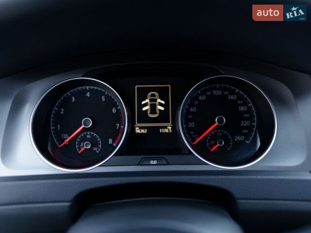 Сірий Фольксваген Гольф, об'ємом двигуна 1.4 л та пробігом 98 тис. км за 12000 $, фото 22 на Automoto.ua