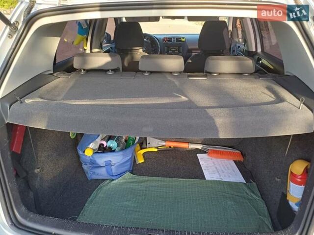 Сірий Фольксваген Гольф, об'ємом двигуна 1.6 л та пробігом 296 тис. км за 8800 $, фото 12 на Automoto.ua